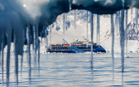 The Ultimate Antarctica Experience - The Peninsula in Depth