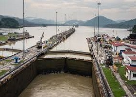 Enter Panama Canal Cristobal / Cruising Panama Canal / Exit Panama Canal Balboa